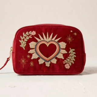 Enchanted Heart Velvet Makeup Bag: Rouge